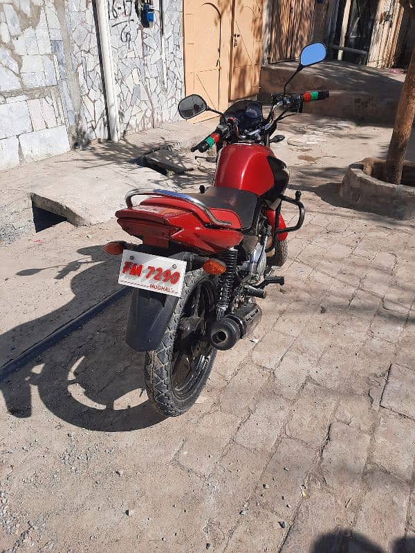 Yamaha ybr 125 one hand use 9/10 condition 2