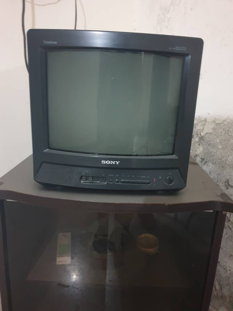 Sony 14 inch TV in Genuine Condition 1