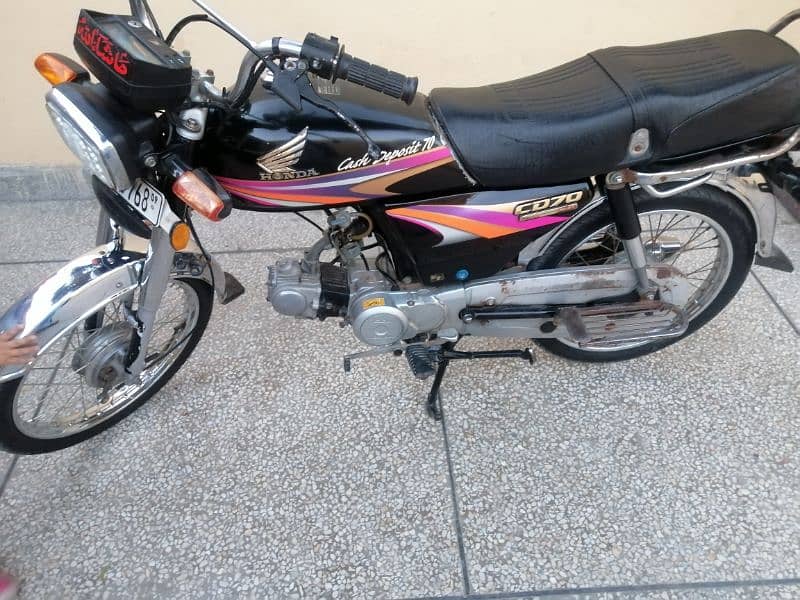 Honda 70 2009 model Lahore registration contact number, 0348 59540 31 1