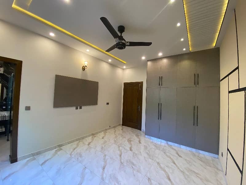 10 Marla Brand New Full House Available For Rent Bahria Town Phase 8 Rawalpindi 21