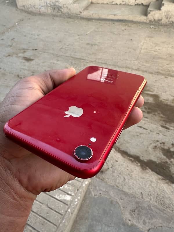 I phone xR 64gb FACE ID OK 6