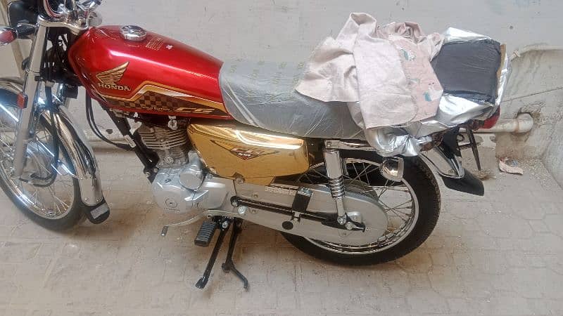 HONDA CG 125 SPECIAL EDITION GOLD 1