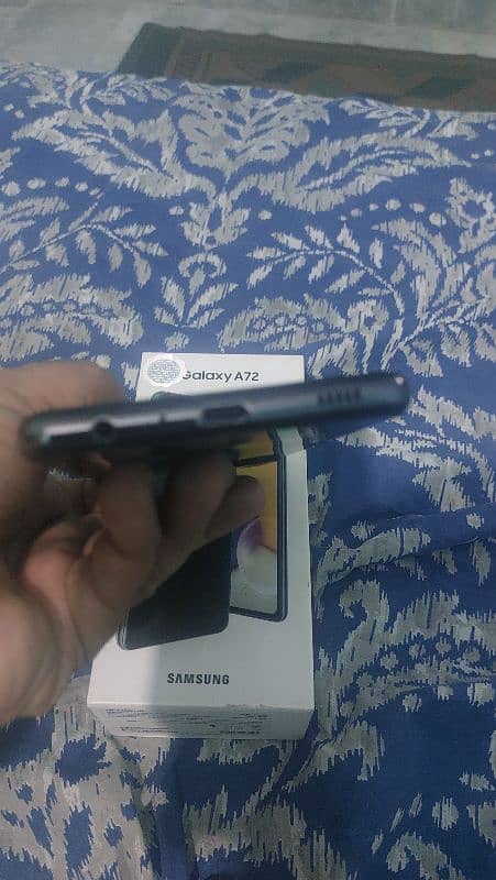 Samsung A72 10/10  complete saman 2