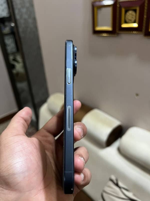 IPHONE 15pro Max (Non-Pta) 2