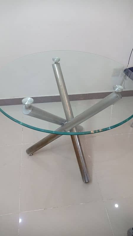 4 seater dinning table 1