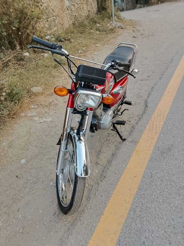 honda 125 for sal al punjab ka number laga howa ha 2