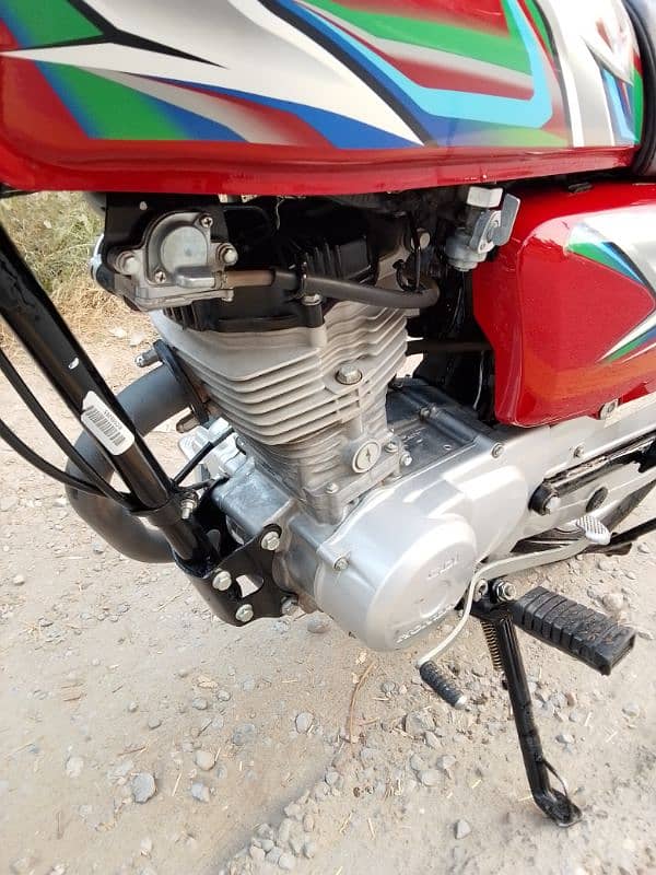 honda 125 for sal al punjab ka number laga howa ha 3