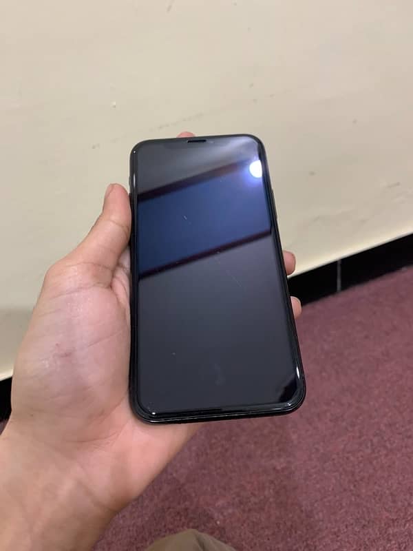 iphone 11 pro(64gb,Non PTA) 1