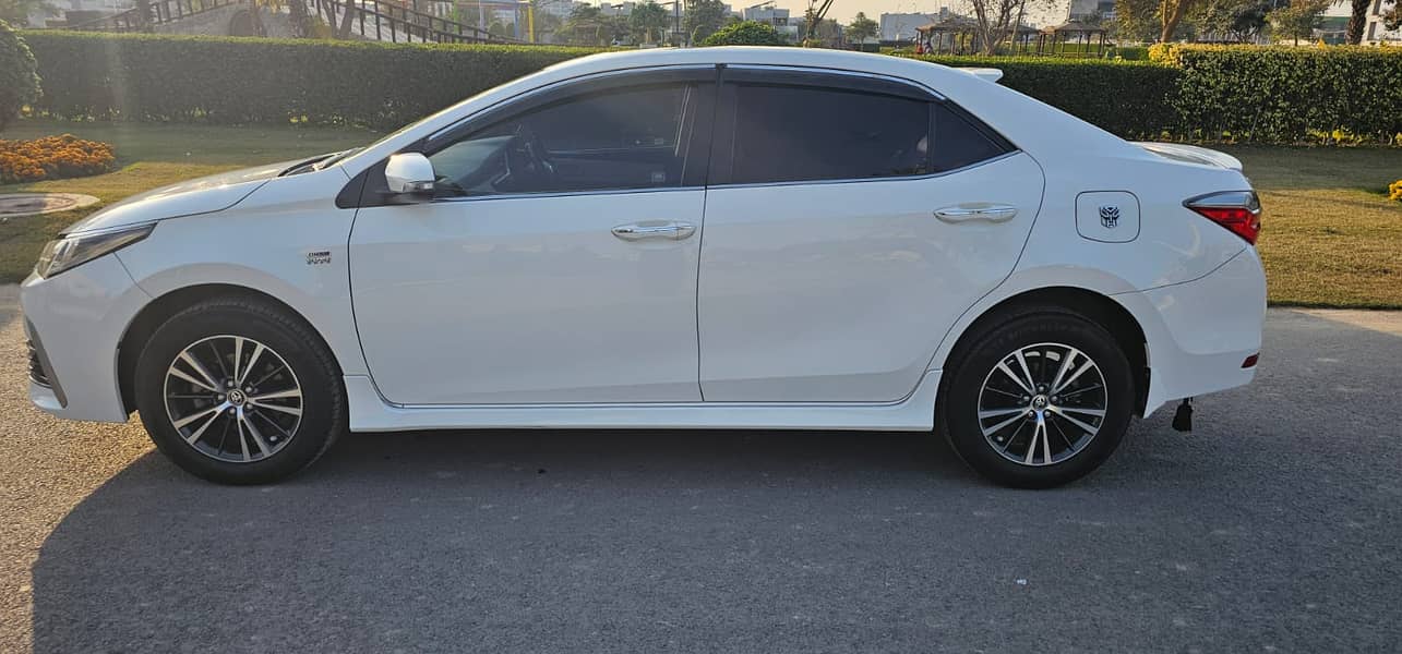 Toyota Corolla Altis Grande 1.8  2019 5