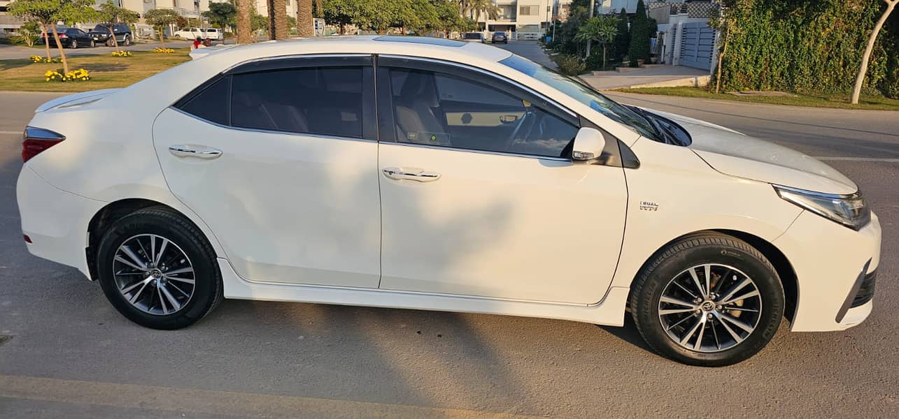 Toyota Corolla Altis Grande 1.8  2019 6