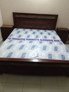 wodden bed set