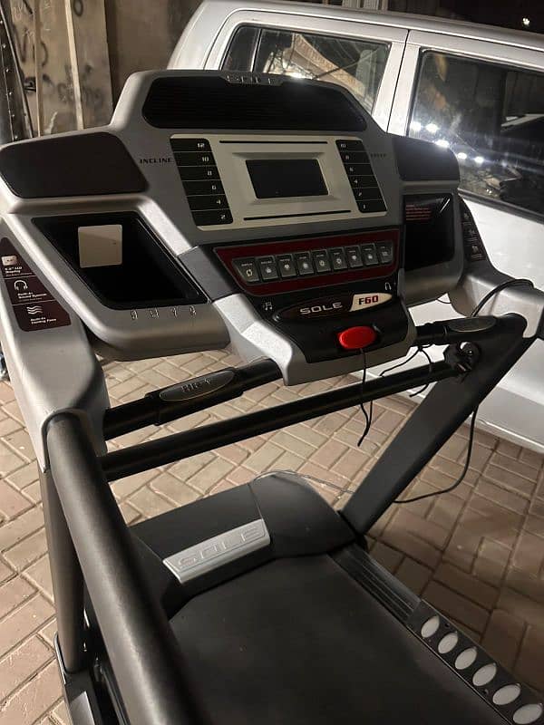 sole treadmill f60 3