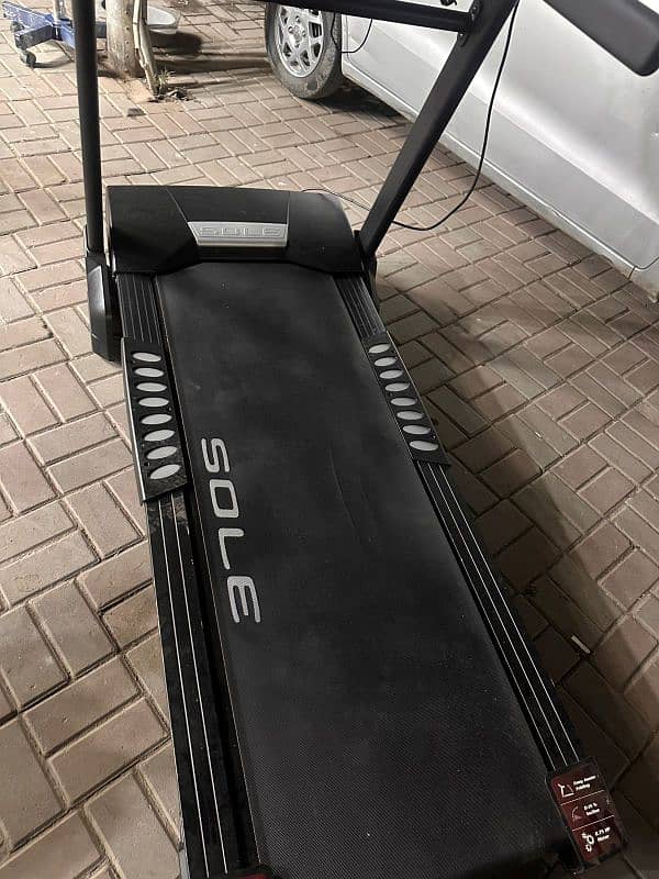 sole treadmill f60 5