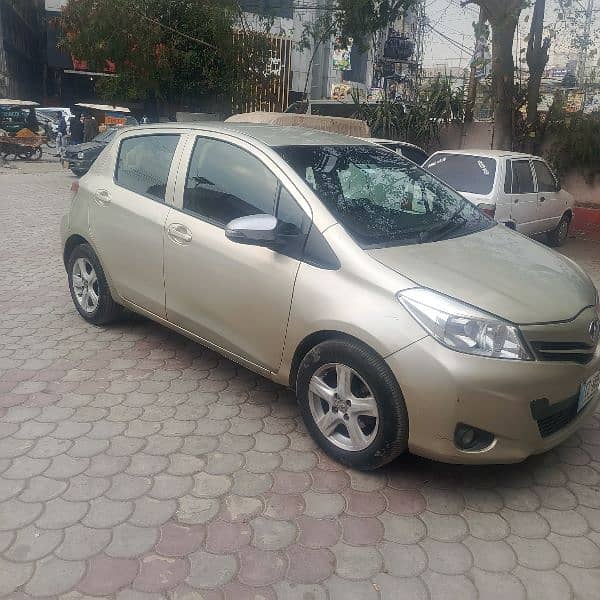 Toyota Vitz 2012 8