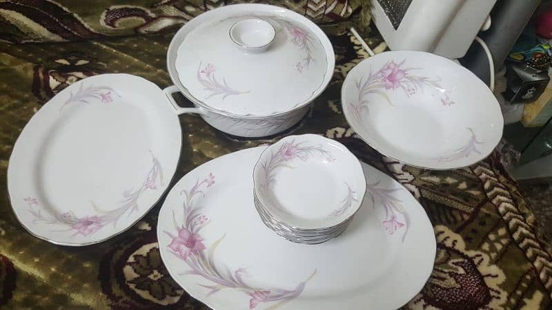 Dinner set 2