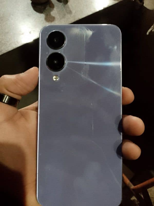 Vivo y17s 0