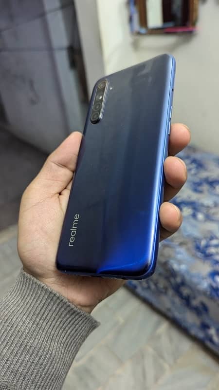 Realme 6   8/128 gb 8