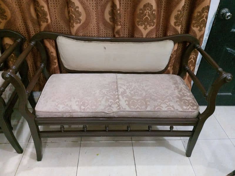 sofa set ha 3 seater urgent sell 7