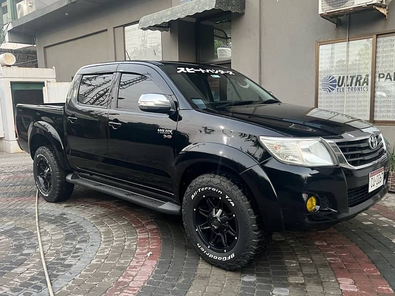 Toyota Hilux 2012 4