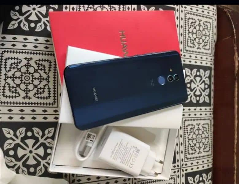 Huawei Mate 20 lite 6/64 box charge  new condition exchnage possible 2