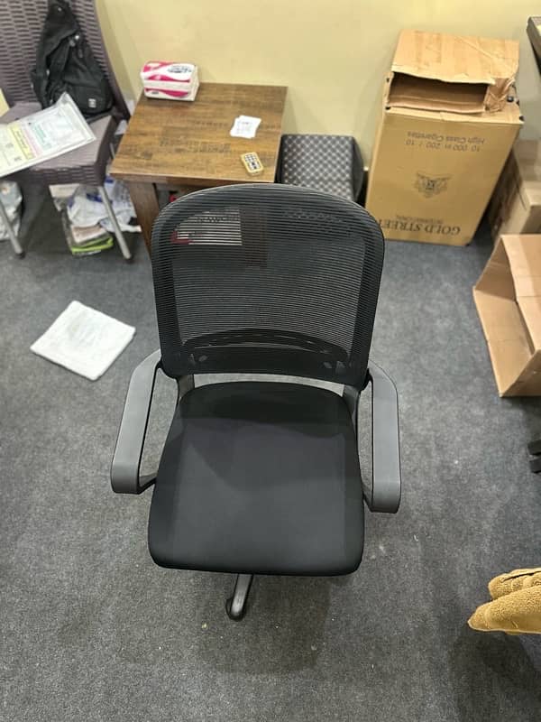 Used Study/work Chair with great comfort and reliability 5