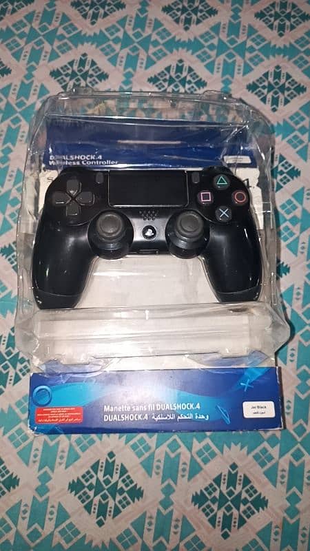 PS4 CONTROLLER V2 WITH BOX 2