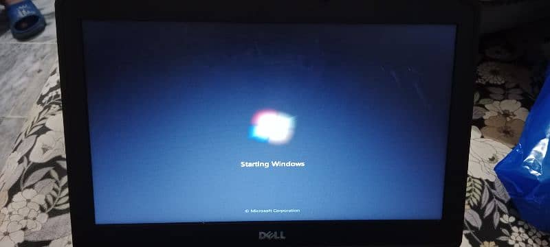 Dell Laptop 128GB SSD & 4GB Ram 4