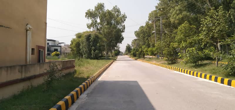 Knal plot for sale D H A Phase 4 6