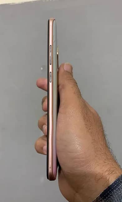 Vivo S1 Pro luch condition all ok mobile geniune condtion 2