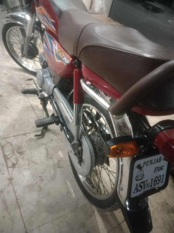 honda CD 70 2020 model 03085099436 4