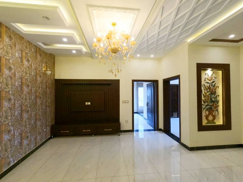 10 Marla House Available For Sale In Jubilee Town - Block B, Lahore 34