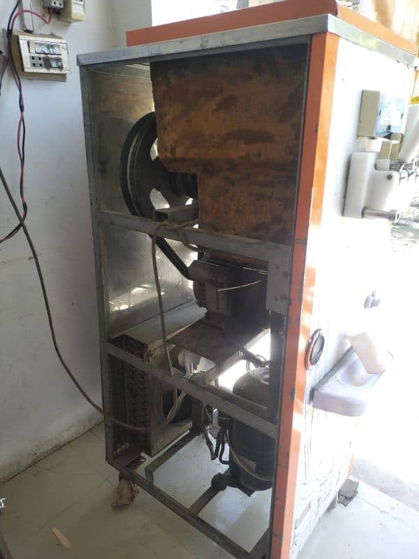 ice cream machine urgent for sale 2