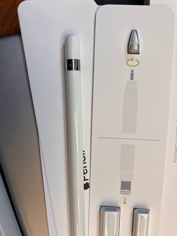 Apple Pencil 1st generation with usb c adapter 0