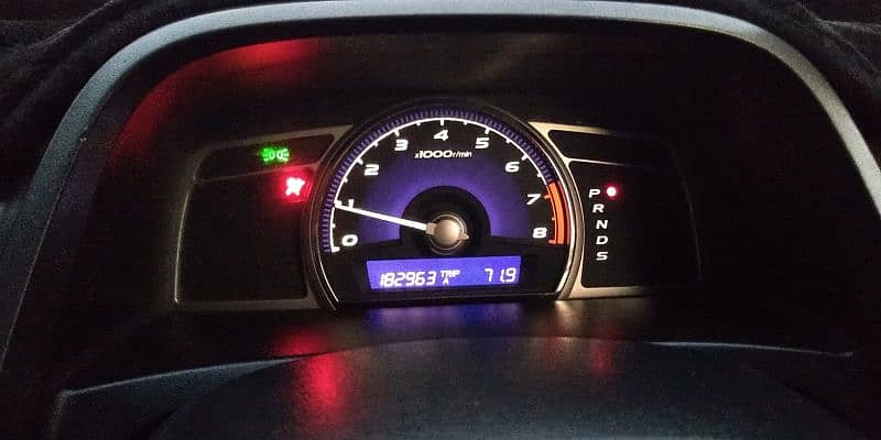 Honda civic 2011 FULL OPTION UG AUTOMATIC b/than Corolla,Yaris,city 9