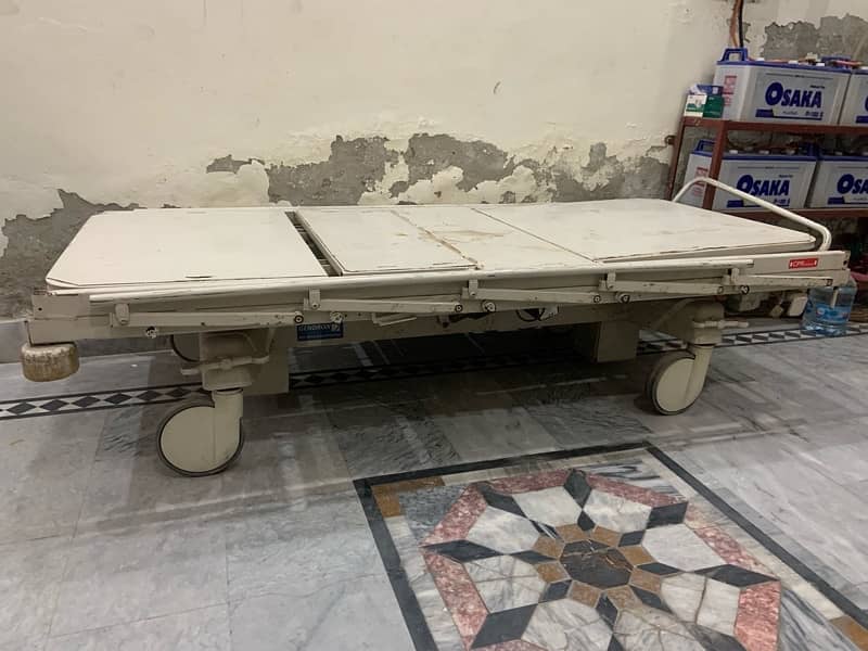 Electronic bed/patient bed/hospital bed/ICU bed 4