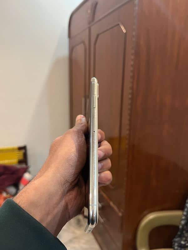 Iphone XS Max PTA Aproved 2