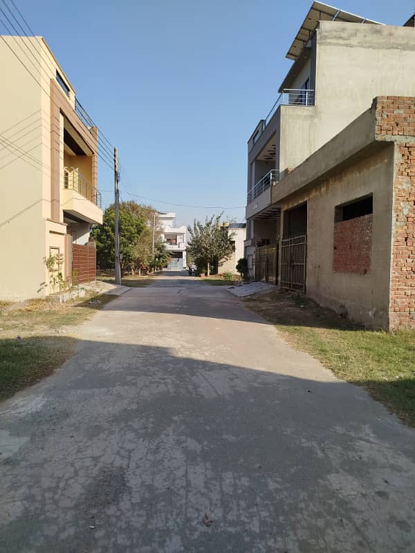 Beautiful 12 Marla LDA-Approved & Bank Loan Facility Prime Plot Medical Town Phase 2 Near Bahria Orchard & Fazaia Housing 2, Lahore 8