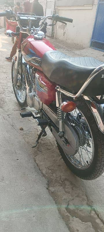 Honda 125 4