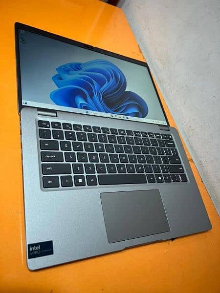 Dell Latitude 5450, i5 Ultra, 14th Generation 2