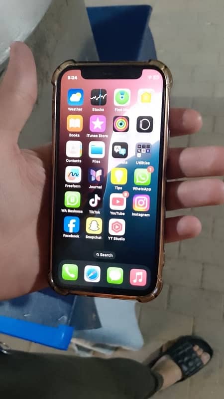 iphone 12 mini back thori si crack hn 4