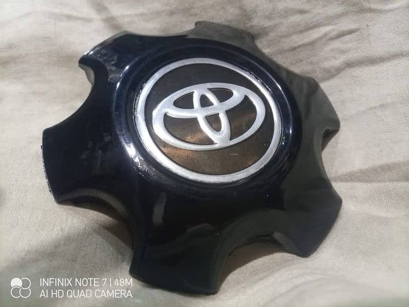 wheel cup toyota 0