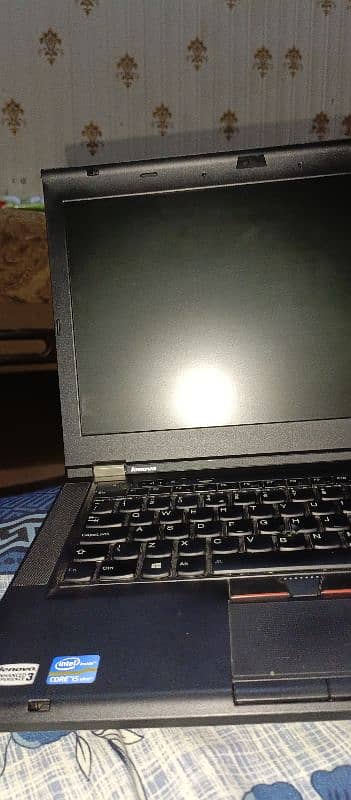 Lenovo core i 5 vpro 1