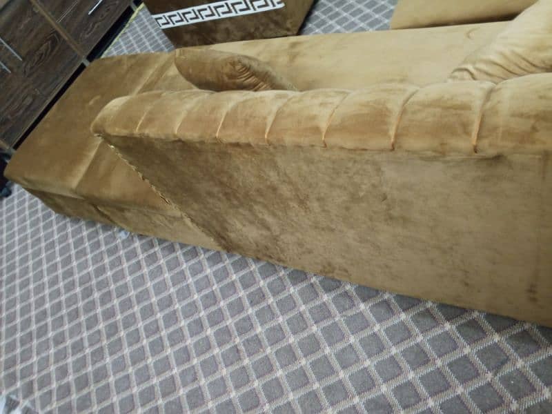 7 siter sofa new condition 2