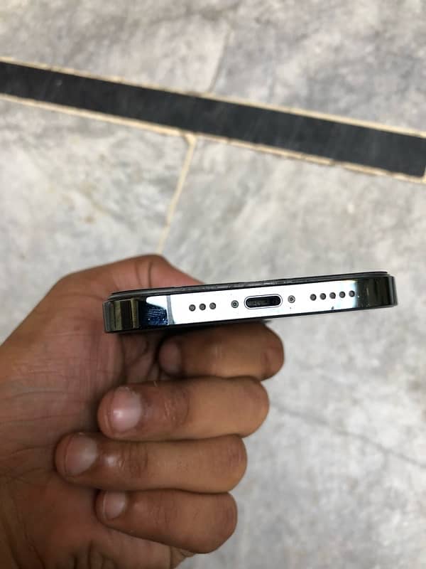 Iphone 12pro 128GB 8