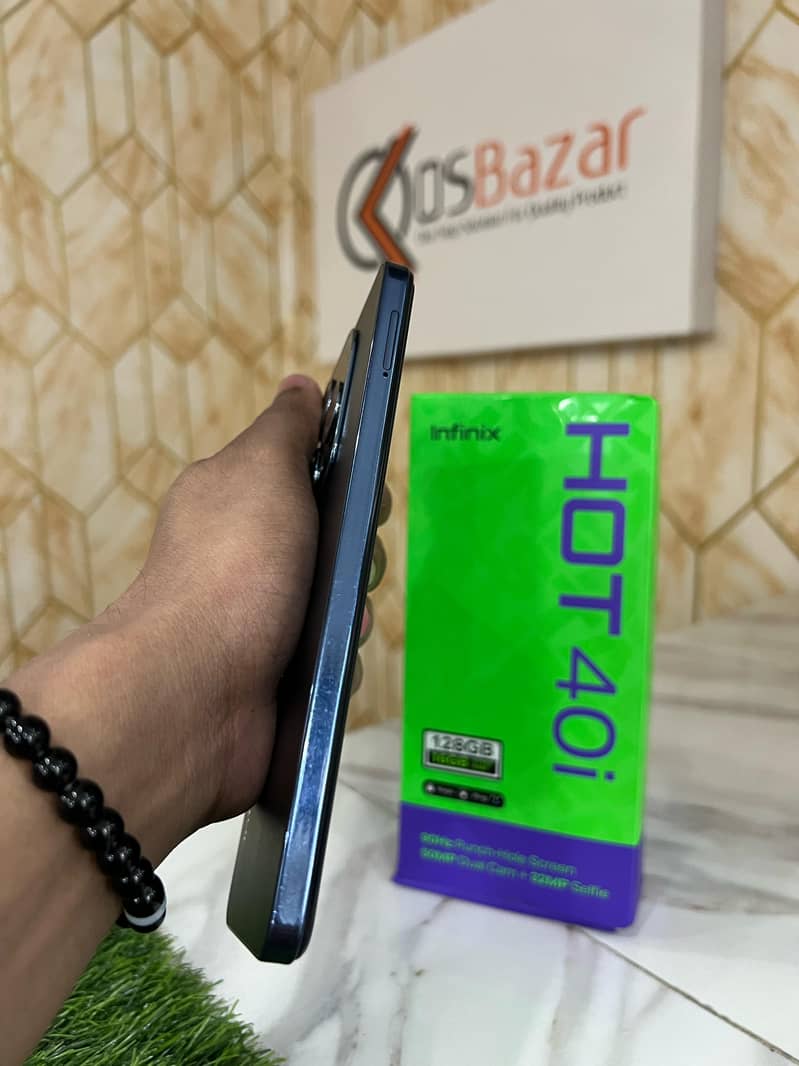 Infinix Hot 40i 8/128Dual Sim Pta Approved With Box & Charger 1