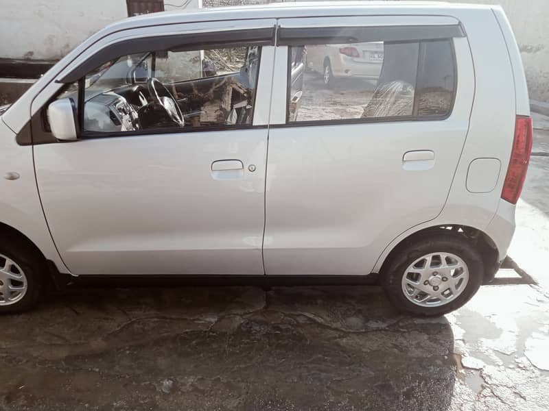 Suzuki Wagon R 2018 0