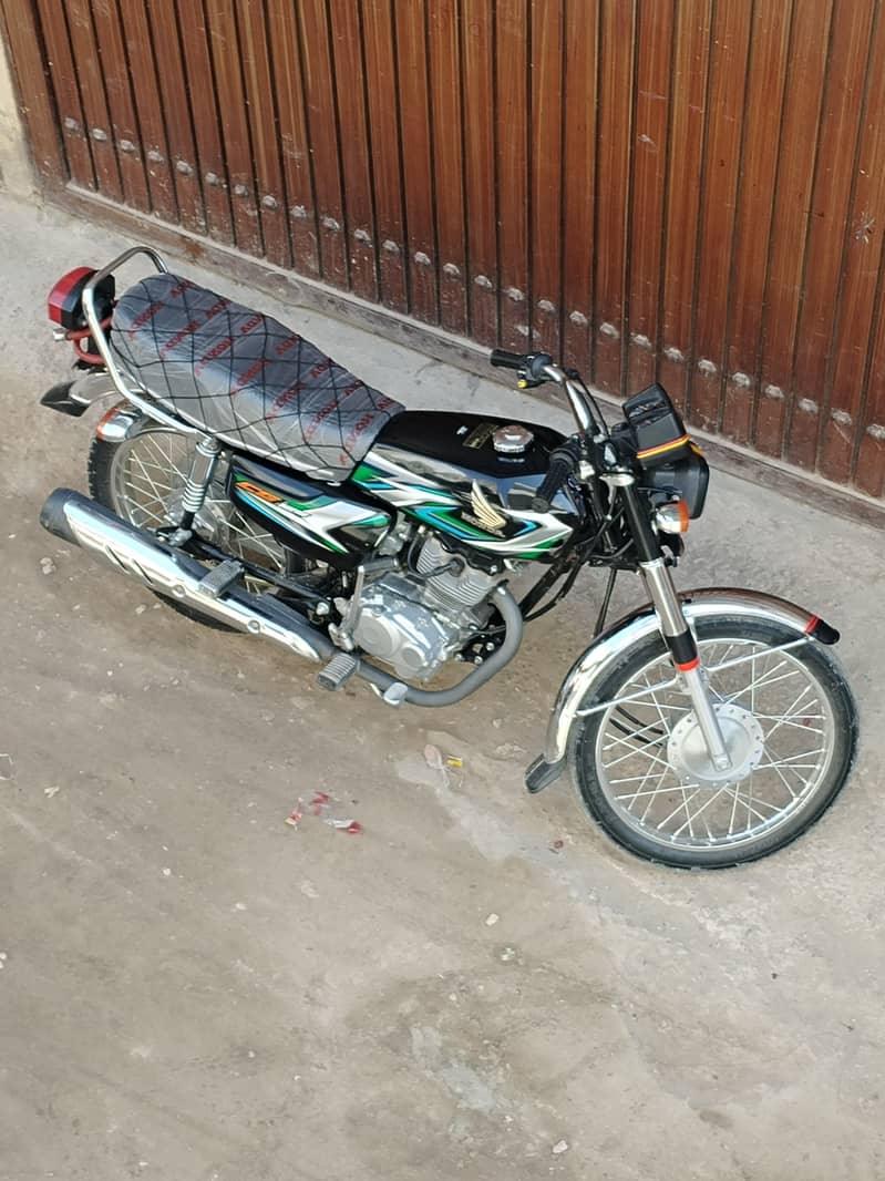 Honda CG 125 2023 1