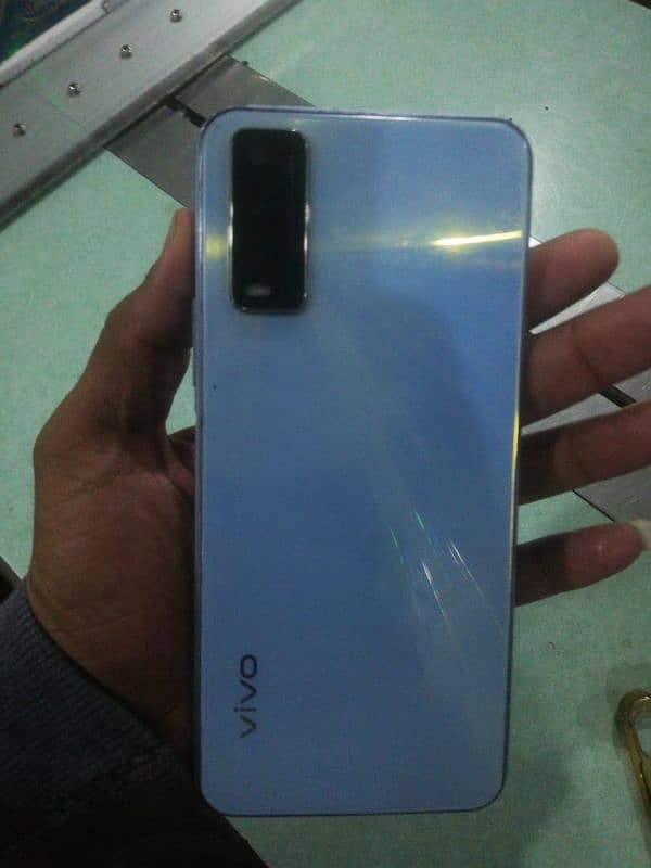 vivo y20 4/64 my namber. 03290548224 5