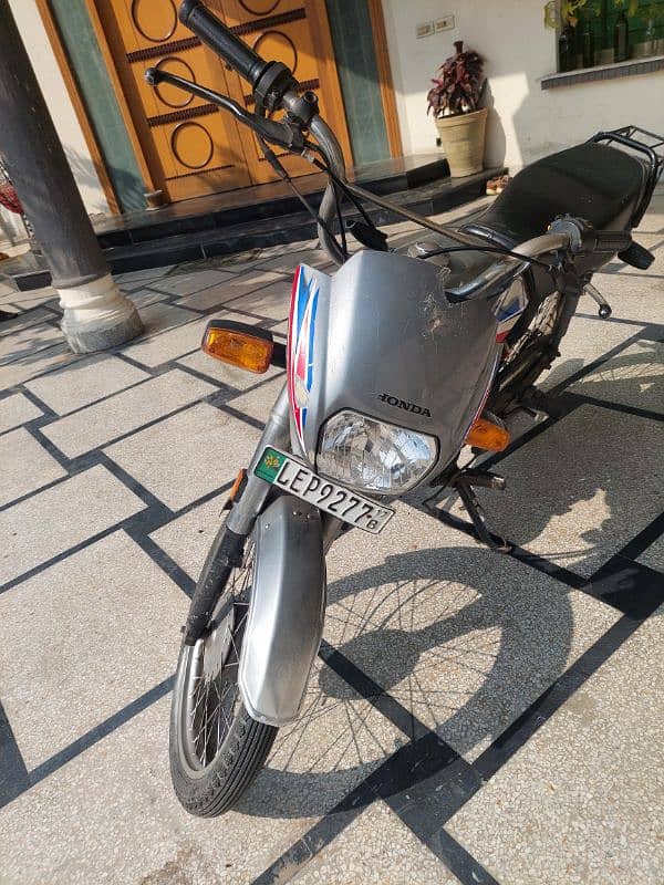 Honda cd 70 dream 2017 1