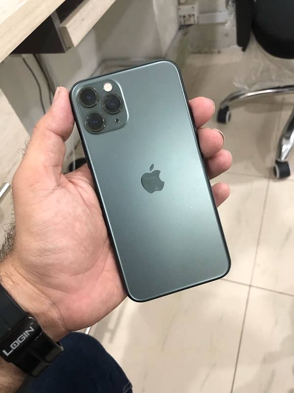 Iphone 11 Pro 256GB Pta approved 1